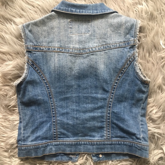 ✨SALE✨ American Rag Jean Vest - Picture 2 of 3